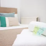 Willkommen In Unserem 2-schlafzimmer-apartment Fuer 5 Gaeste By Interhome Bristol