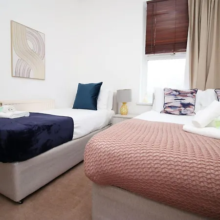Willkommen In Unserem 2-schlafzimmer-apartment Fuer 5 Gaeste By Interhome Bristol
