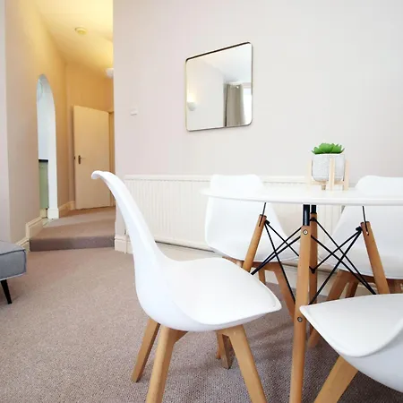 Willkommen In Unserem 2-schlafzimmer-apartment Fuer 5 Gaeste By Interhome Διαμέρισμα